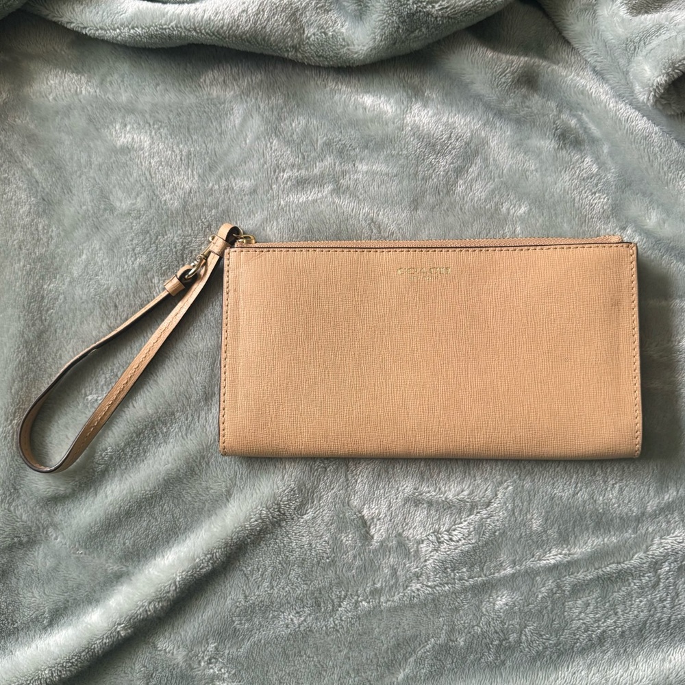 Coach New York Wristlet
